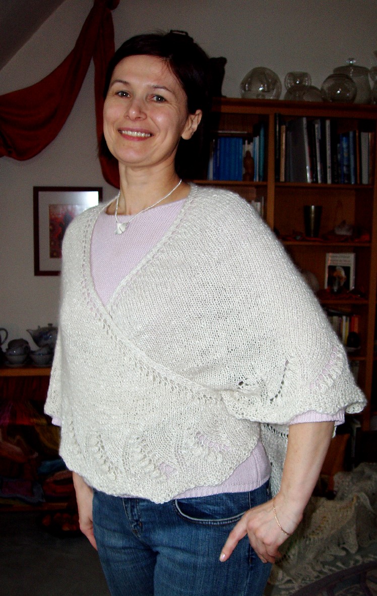 Dorothea’s Lily-of-the-Valley Heather Shawl