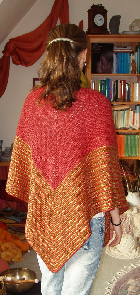 Lotte’s Triangular Wrap Shawl