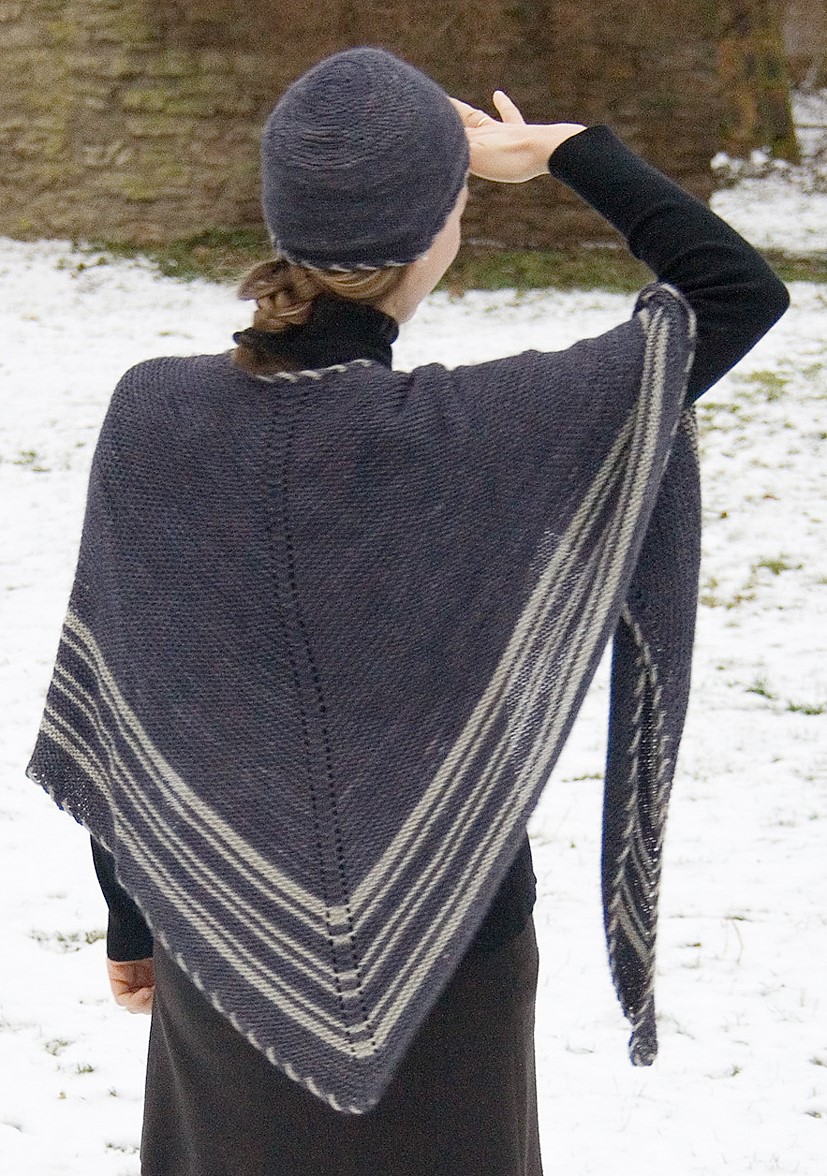 Danish heather shawl with crochet edge