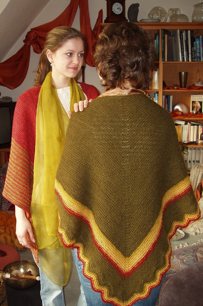 Lotte’s Triangular Wrap Shawl